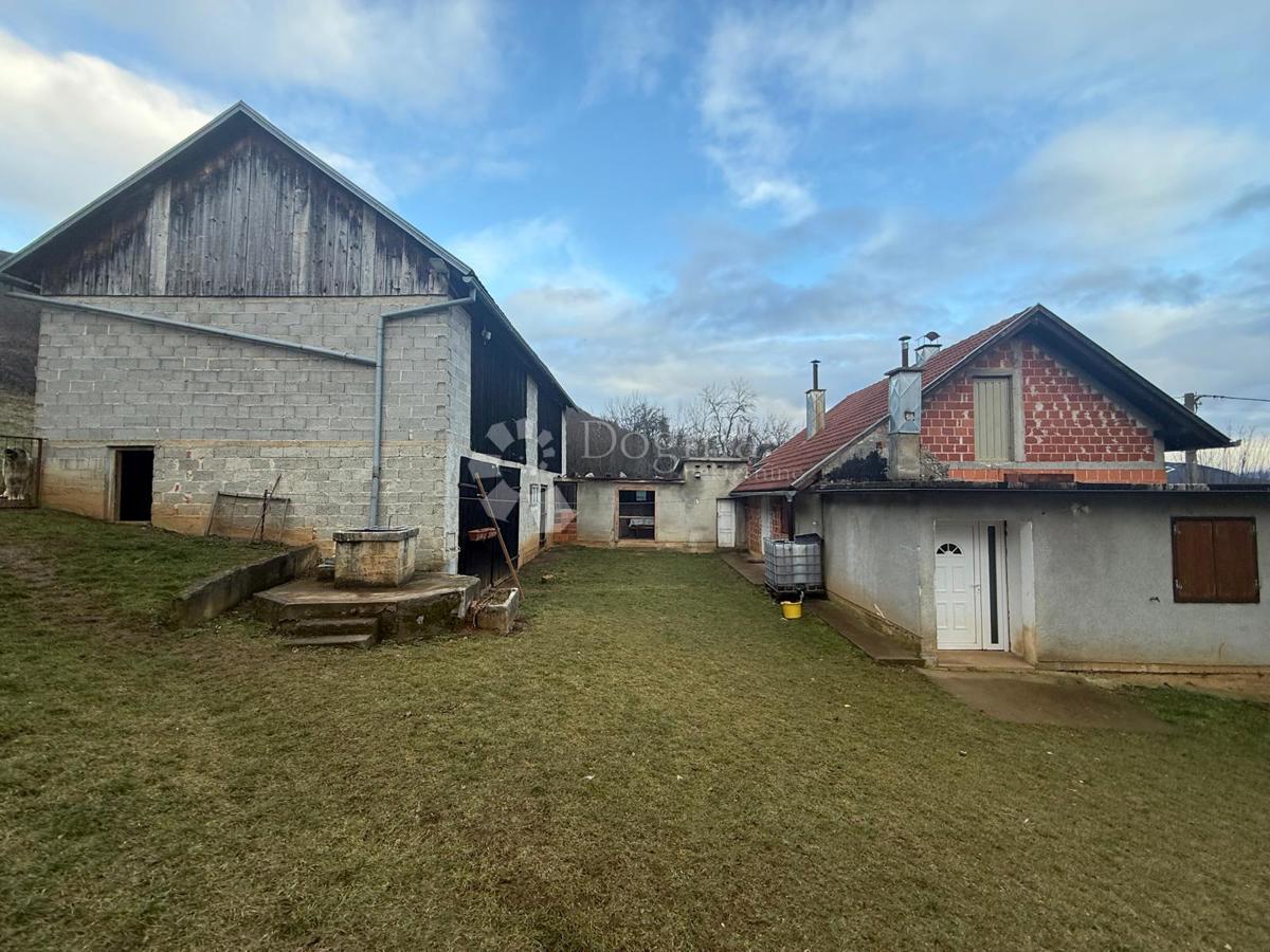 Hiša Na predaj - LIČKO-SENJSKA OTOČAC