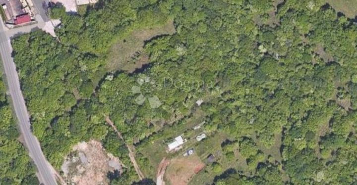 Zemljište na prodaju 1510 m² – Viškovo