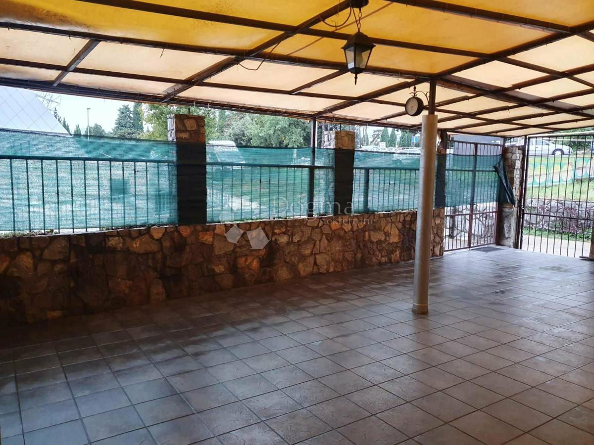 Poslovni prostor Na prodaju - PRIMORSKO-GORANSKA RIJEKA