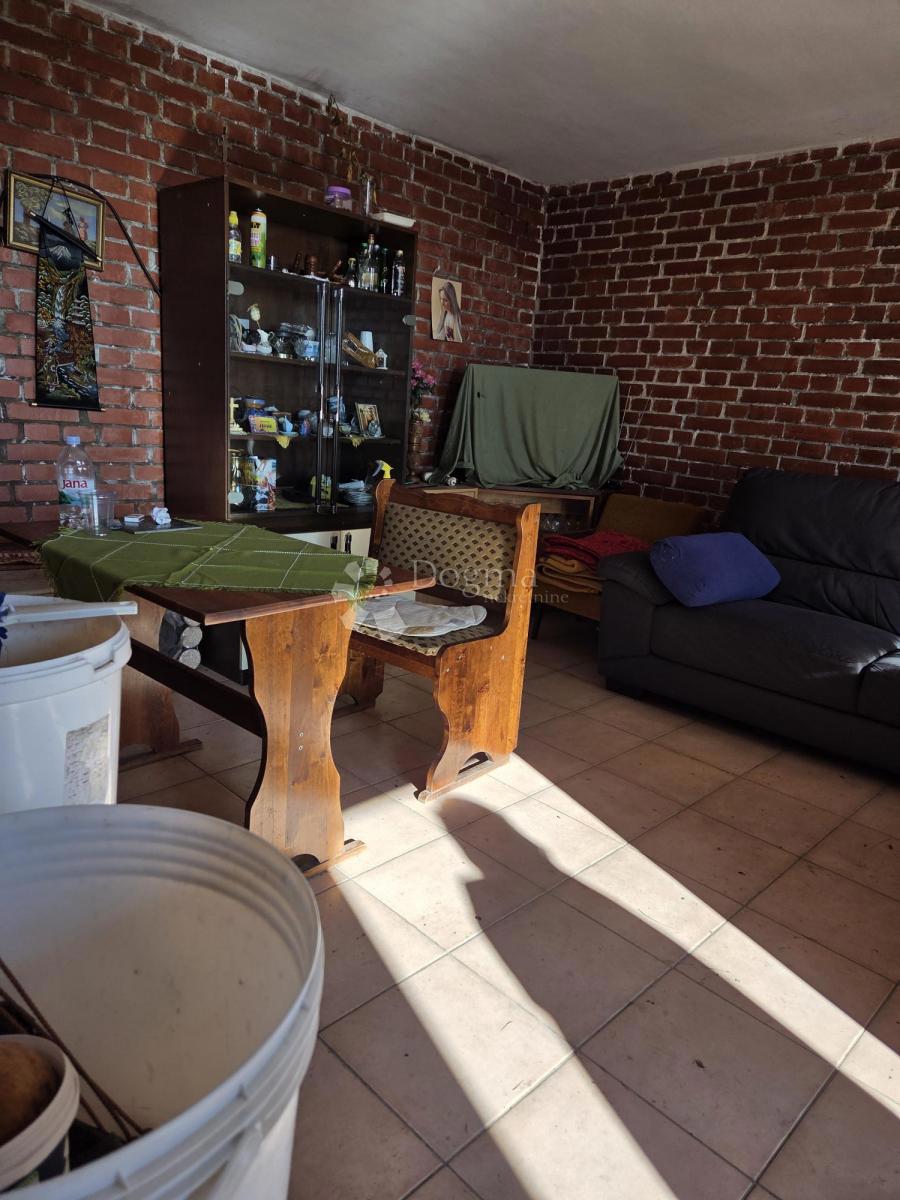 Haus Zu verkaufen - OSJEČKO-BARANJSKA ERDUT