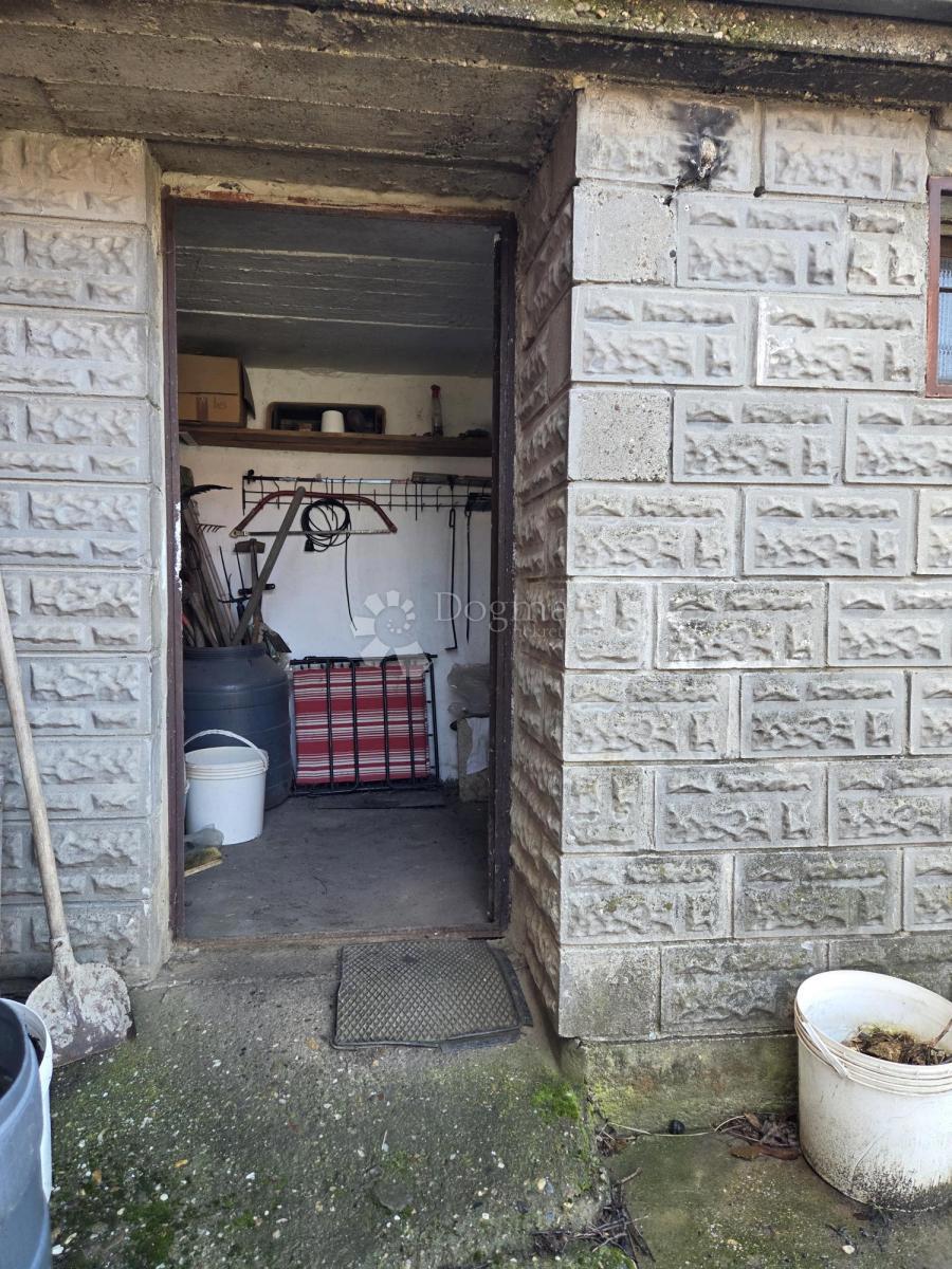 Haus Zu verkaufen - OSJEČKO-BARANJSKA ERDUT