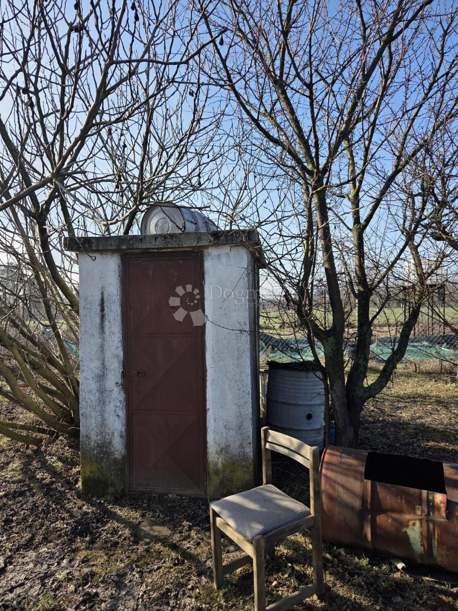 Haus Zu verkaufen - OSJEČKO-BARANJSKA ERDUT