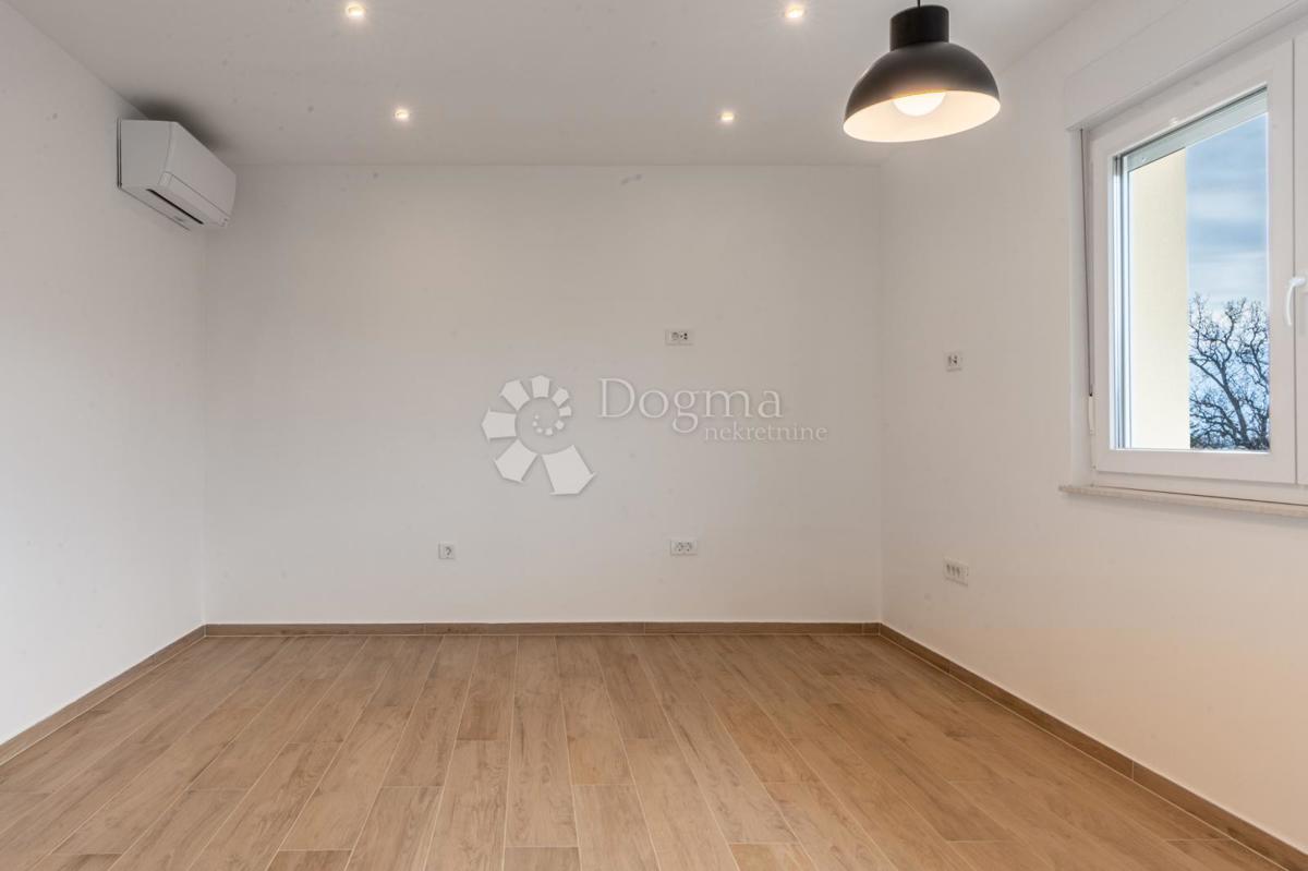Appartement À vendre - PRIMORSKO-GORANSKA VIŠKOVO