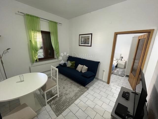 Stan za najam 42 m² – Crikvenica
