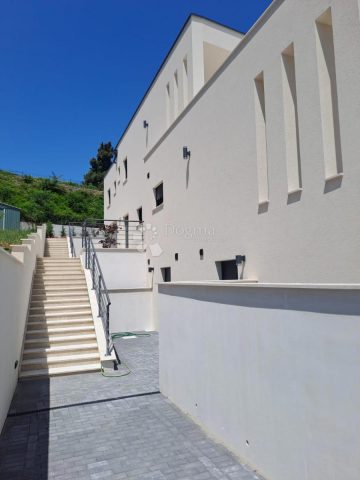 Dom Na predaj - Primorsko-goranska Lovran - foto 4/23