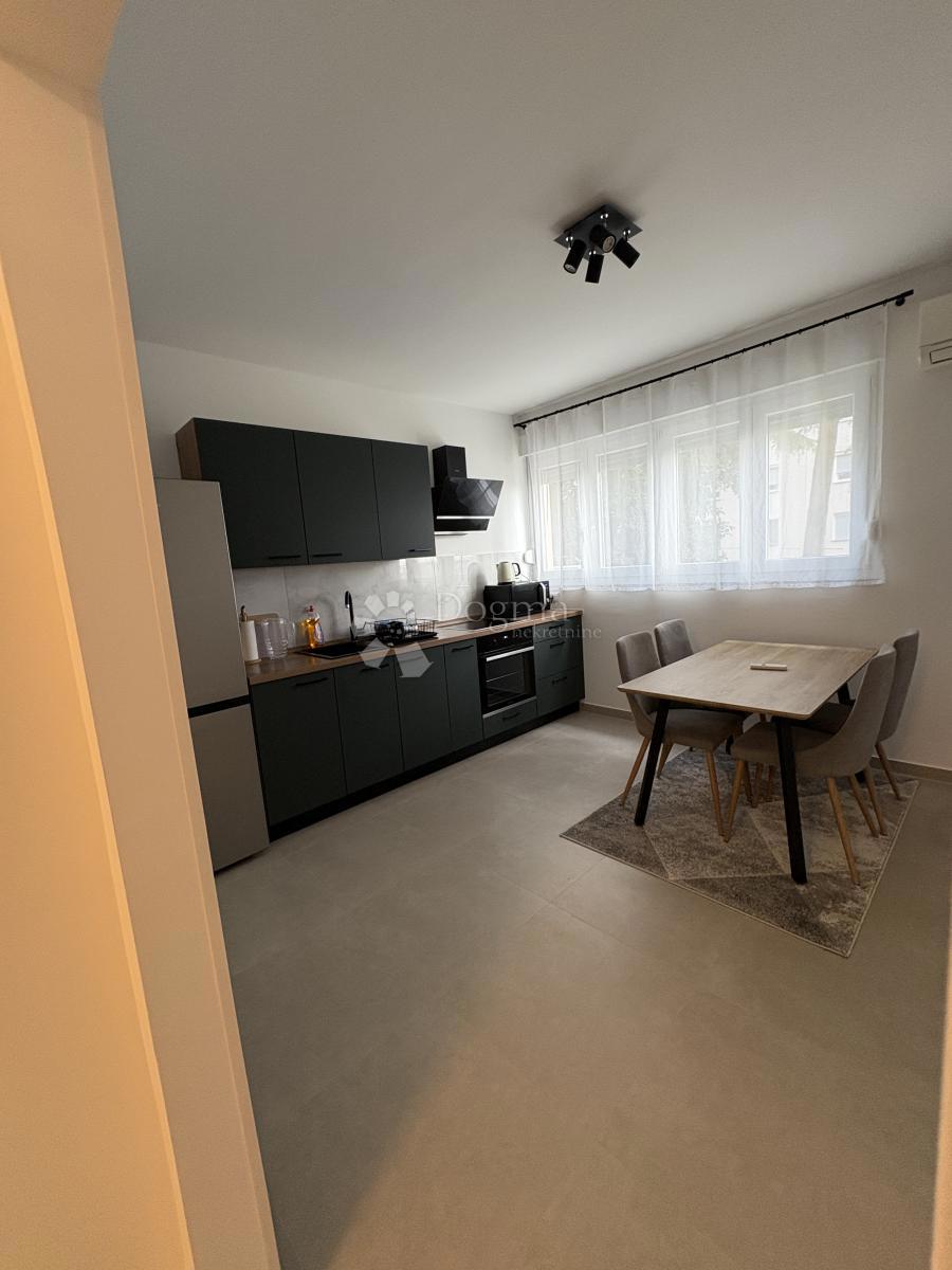 Appartement À louer - Primorsko-goranska Rijeka - foto 4/11