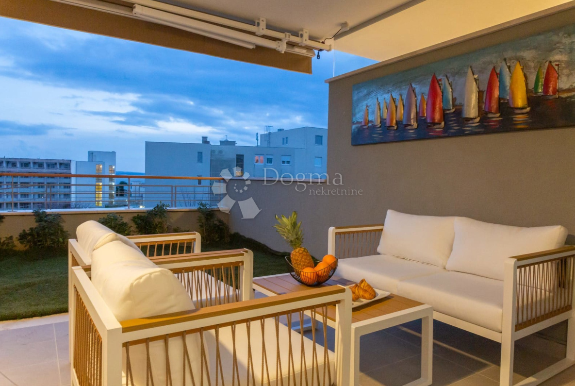 Appartamento In vendita - Splitsko-dalmatinska Split - foto 2/14
