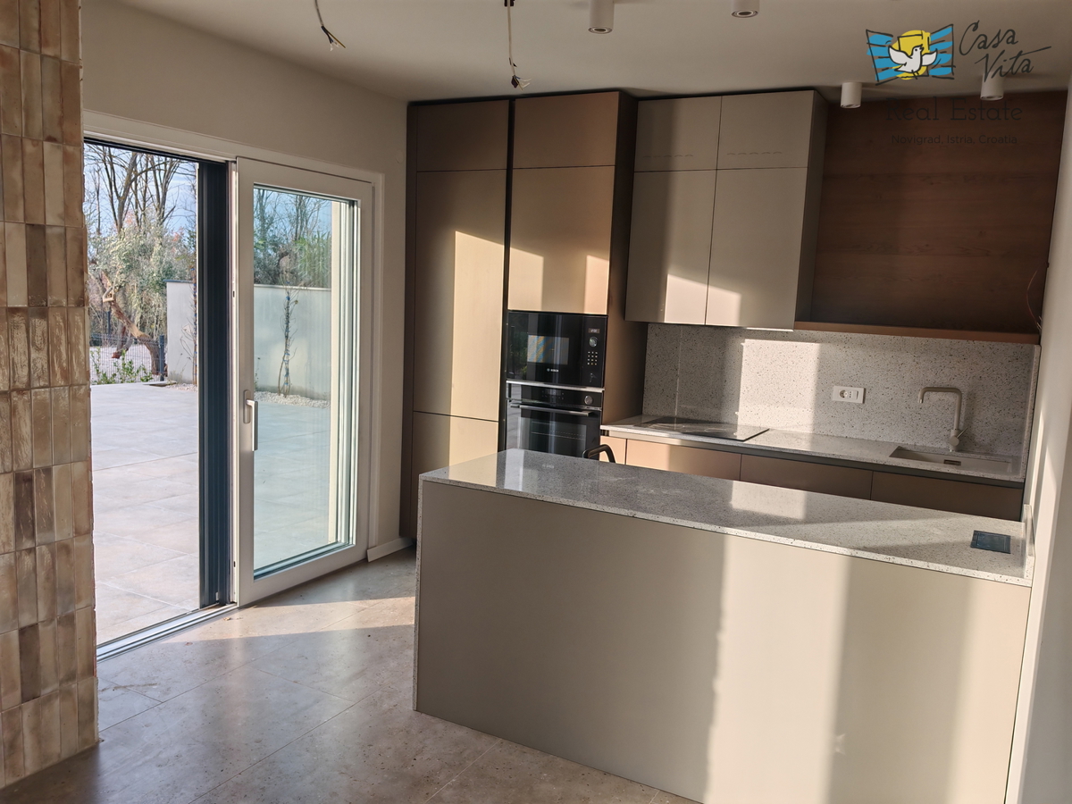 House For sale - ISTARSKA NOVIGRAD