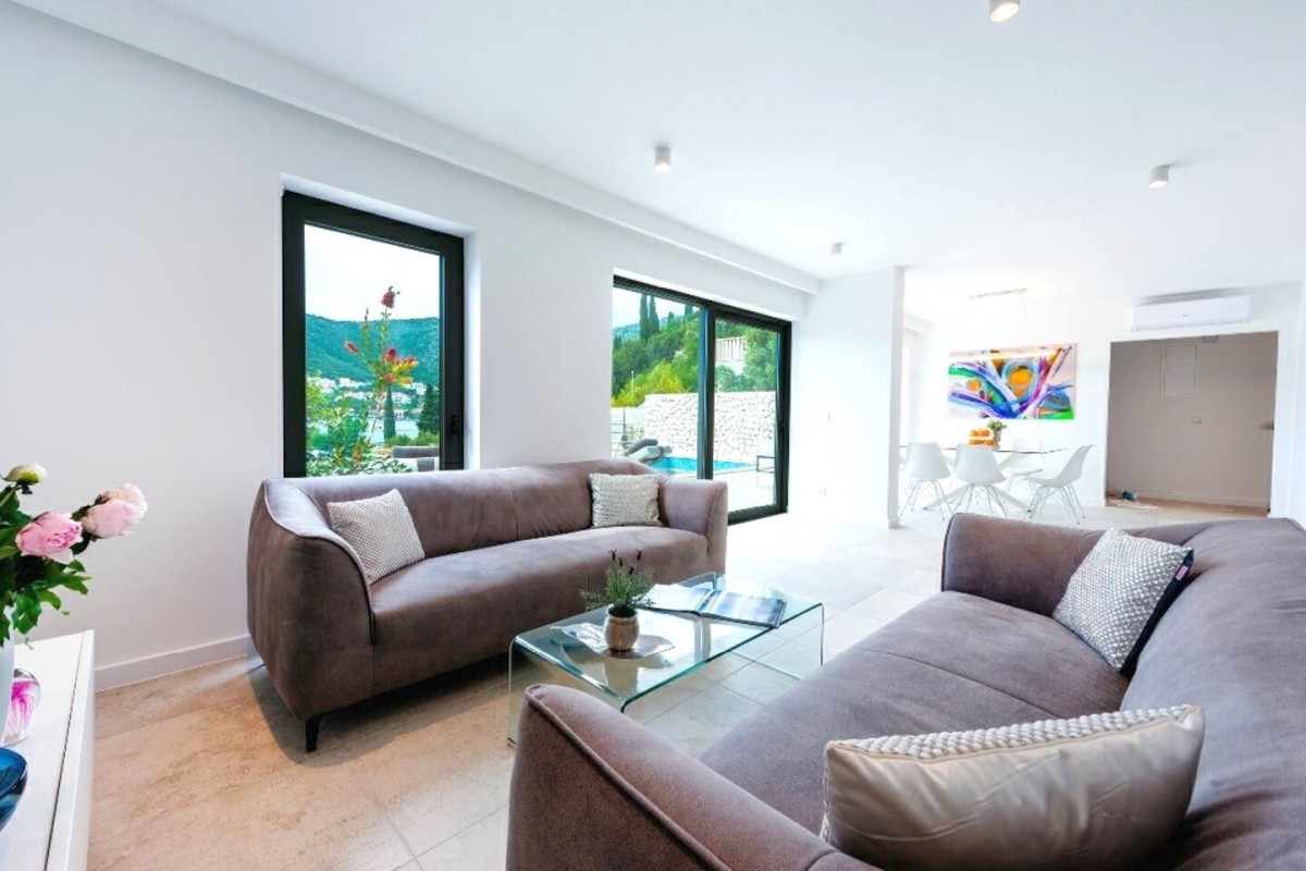 Casa In vendita - DUBROVAČKO-NERETVANSKA DUBROVNIK