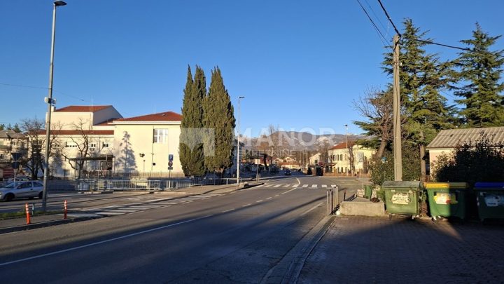 Lokal użytkowy do wynajęcia 80 m² – Čavle