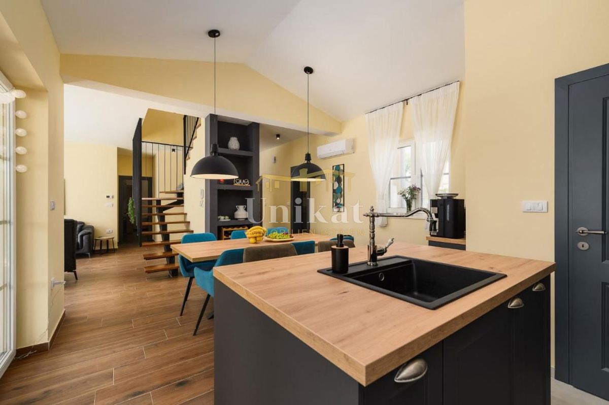 House For sale - ISTARSKA KANFANAR