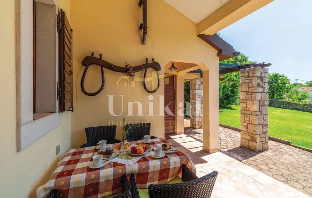 Kuća Na prodaju - ISTARSKA MARČANA