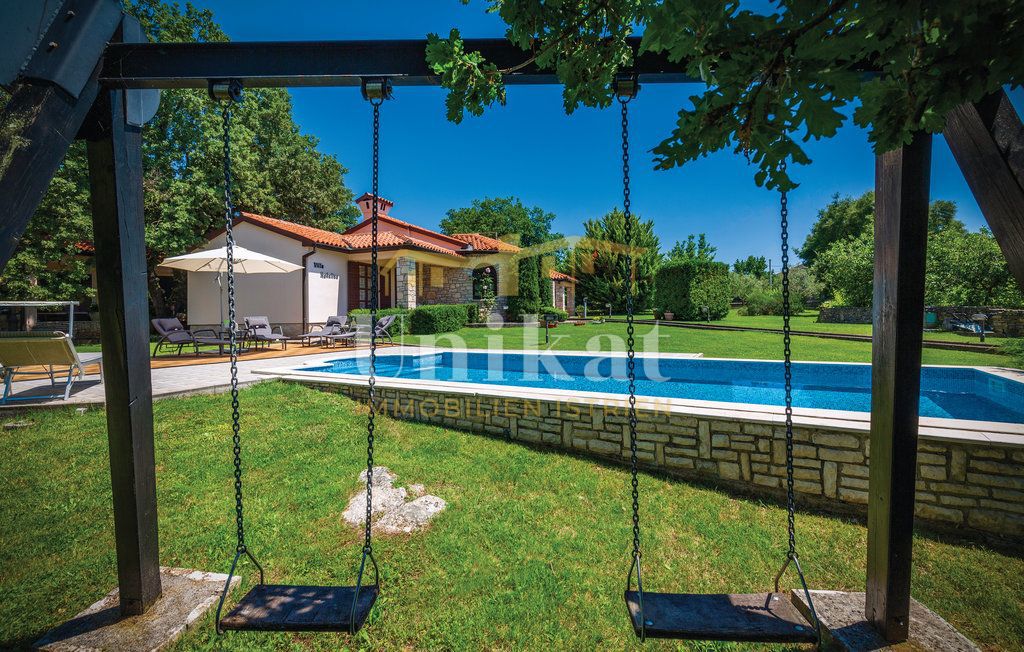 Kuća Na prodaju - ISTARSKA MARČANA