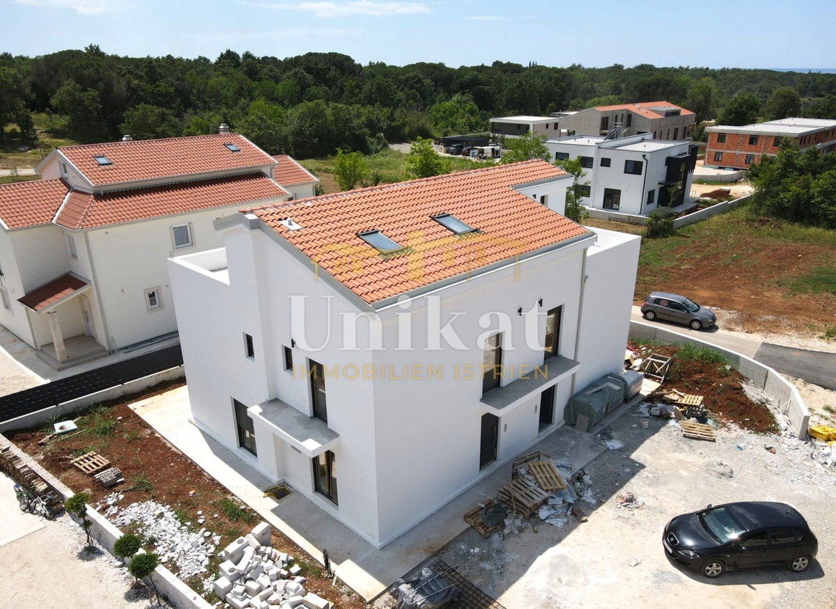 House For sale - Istarska Poreč - foto 2/24