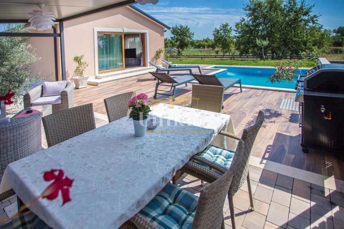 Kuća Na prodaju - ISTARSKA POREČ