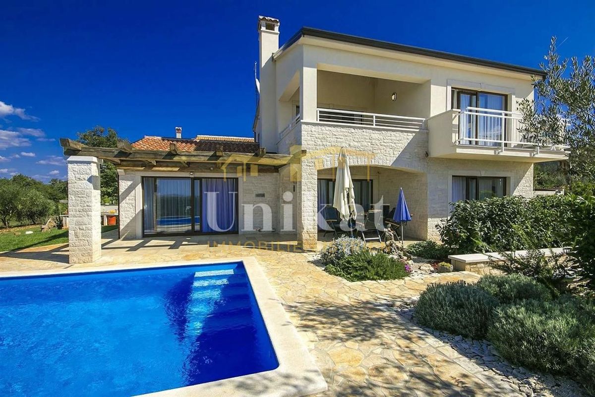 House For sale - Istarska Višnjan - foto 1/38