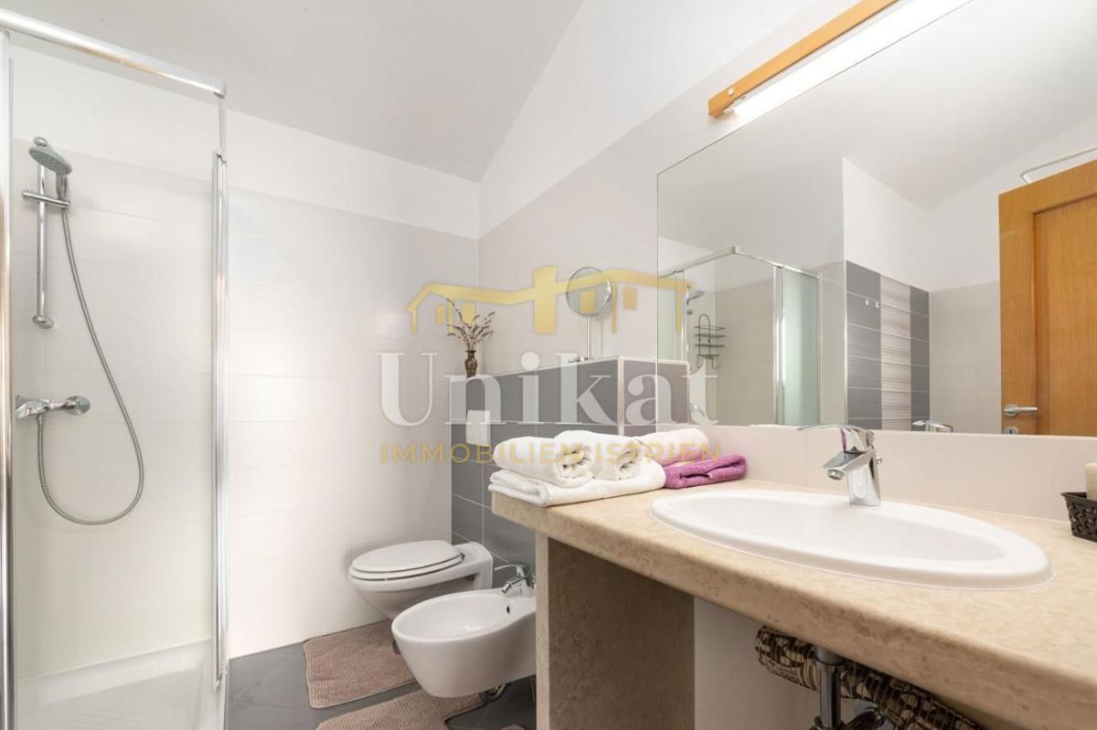 House For sale - ISTARSKA VIŠNJAN