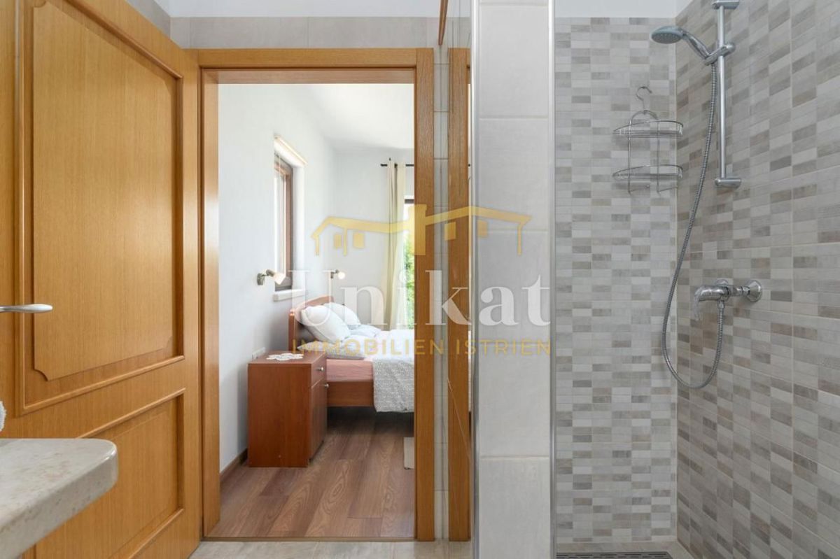 House For sale - ISTARSKA VIŠNJAN