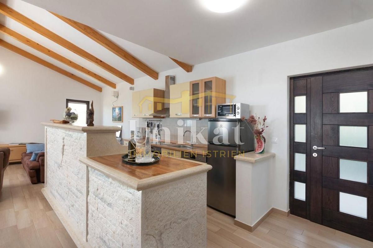 House For sale - ISTARSKA VIŠNJAN