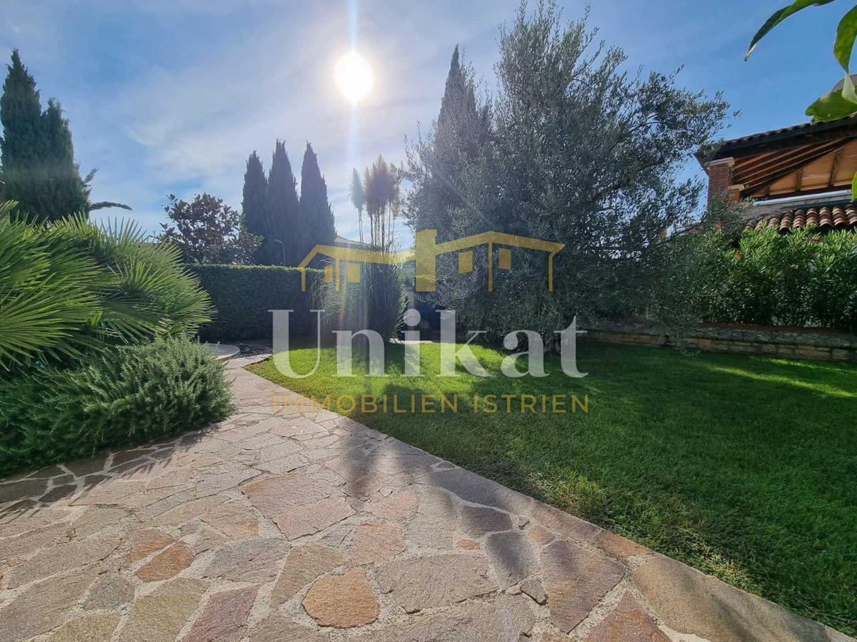 Kuća Na prodaju - ISTARSKA POREČ