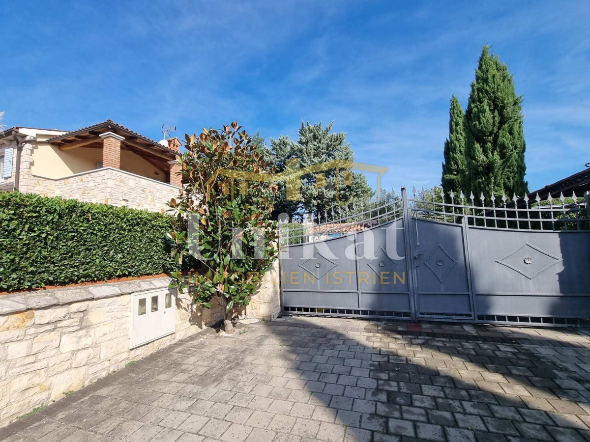 Kuća Na prodaju - ISTARSKA POREČ
