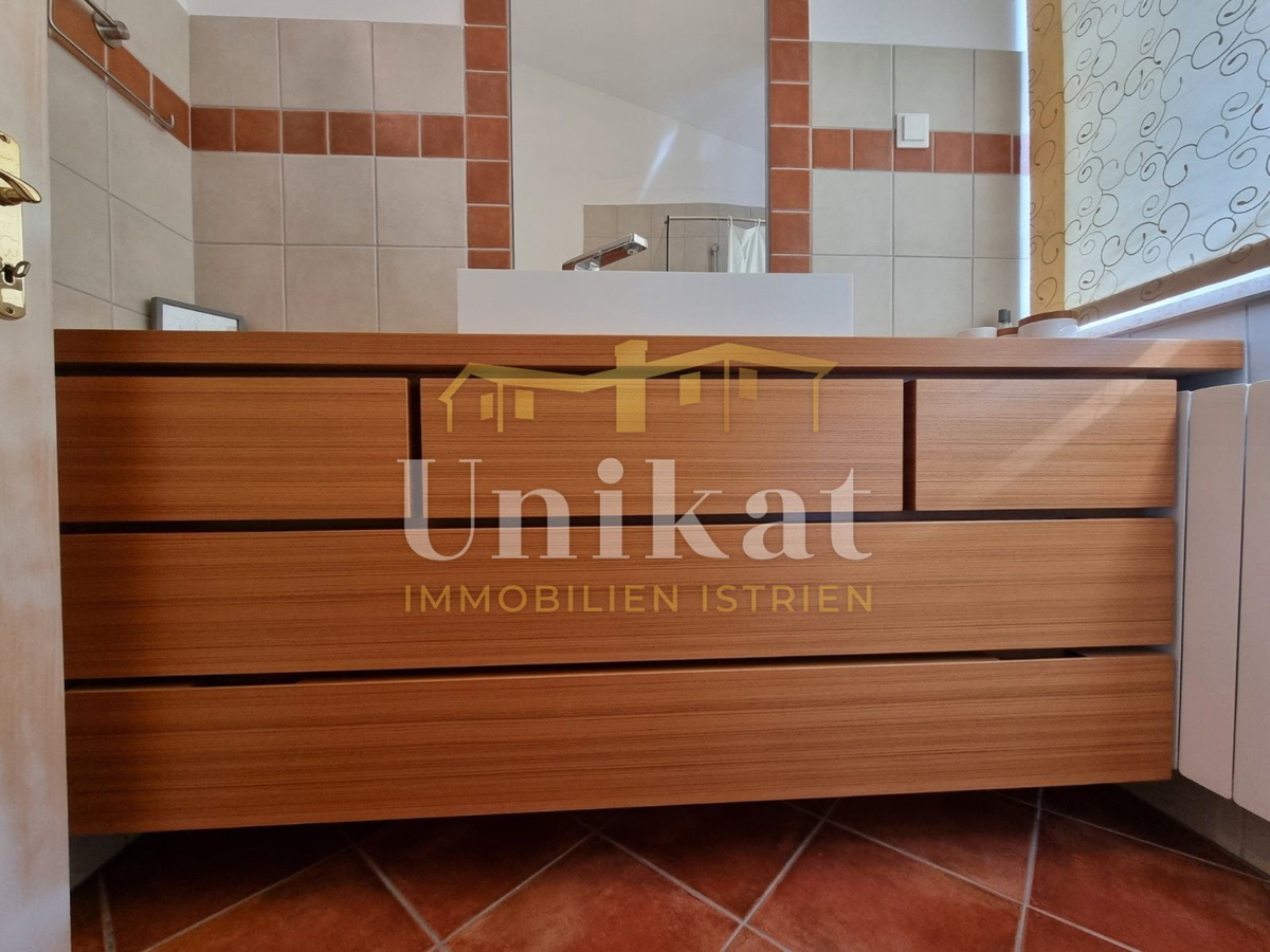 Kuća Na prodaju - ISTARSKA POREČ