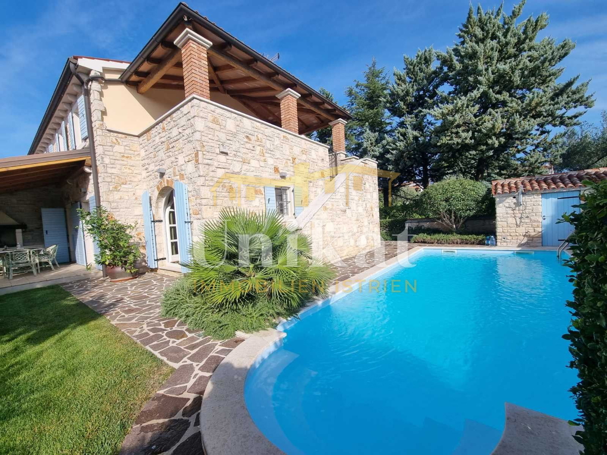 Kuća Na prodaju - ISTARSKA POREČ