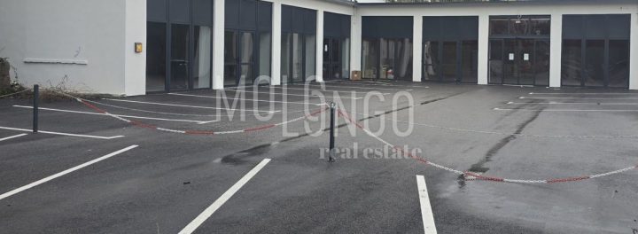 Business premises for sale 1400 m² – Opatija