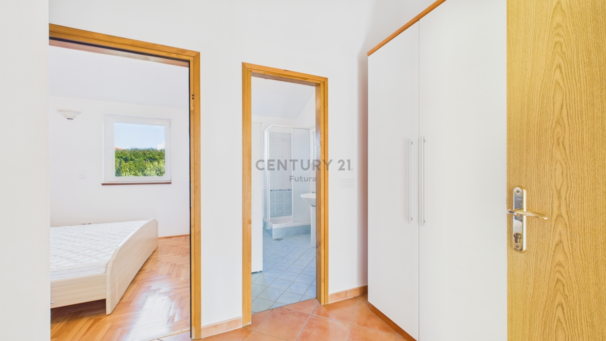 Flat For sale - ISTARSKA TAR-VABRIGA