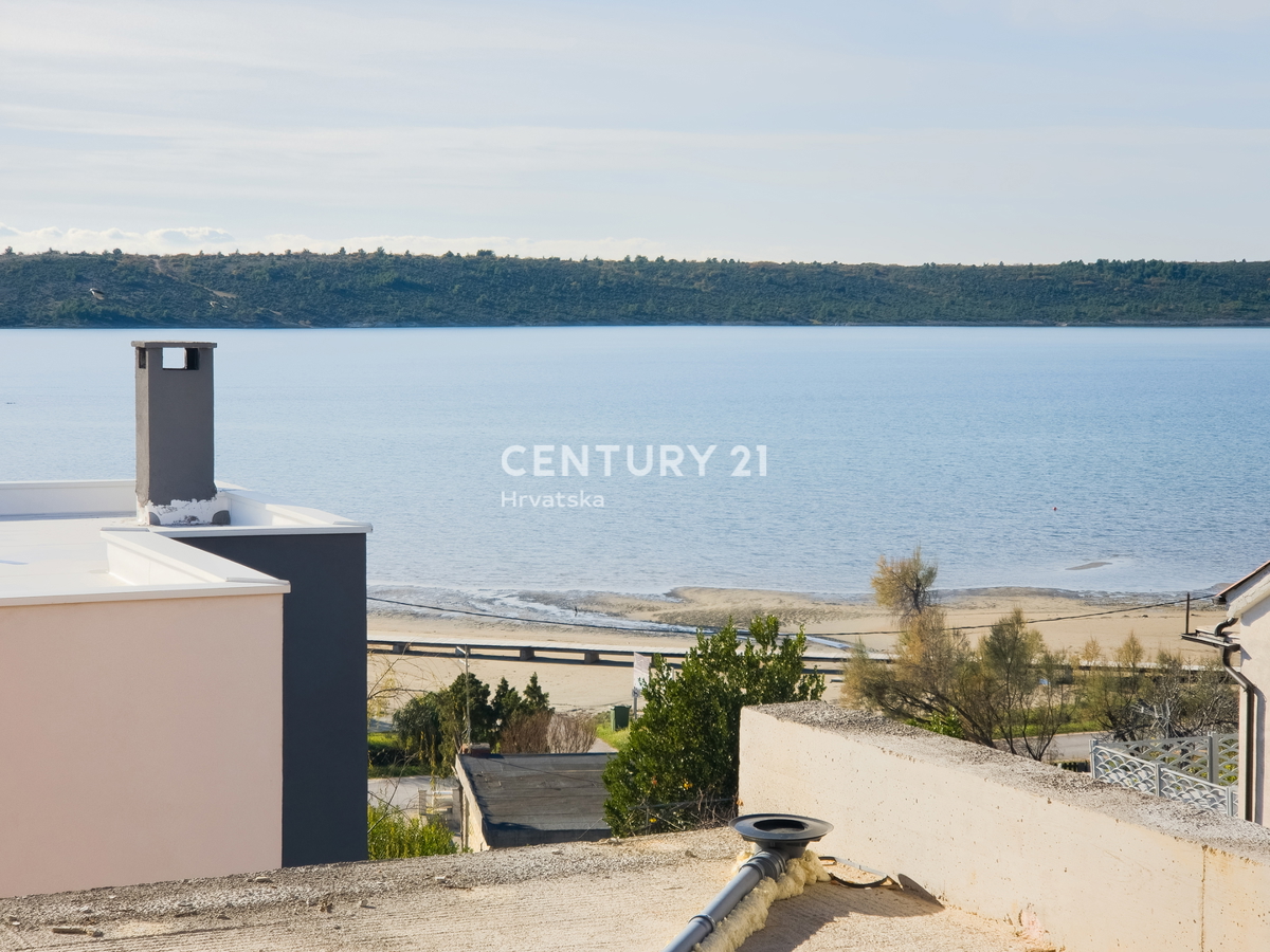 Flat For sale - ZADARSKA RAŽANAC