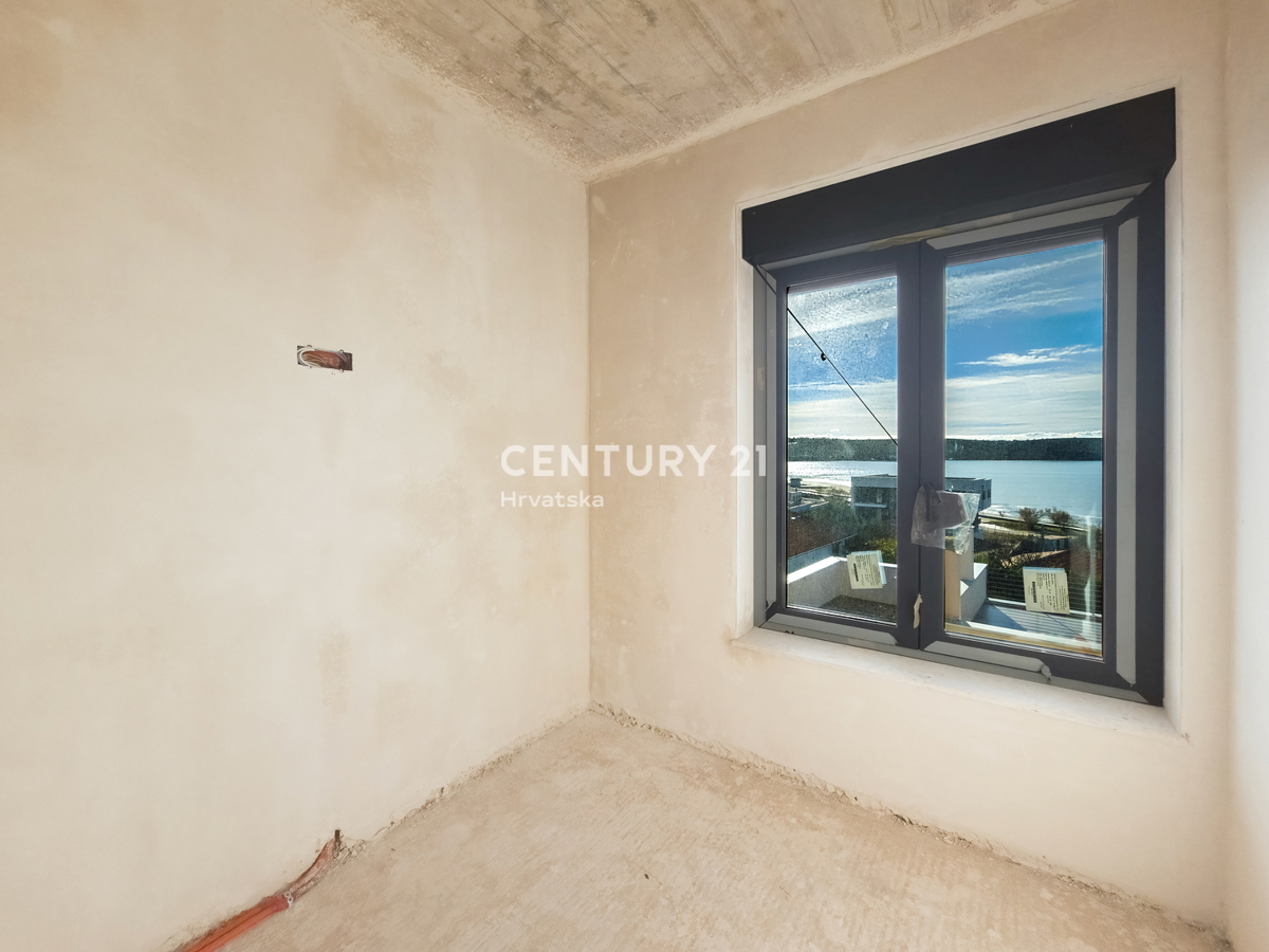 Flat For sale - ZADARSKA RAŽANAC