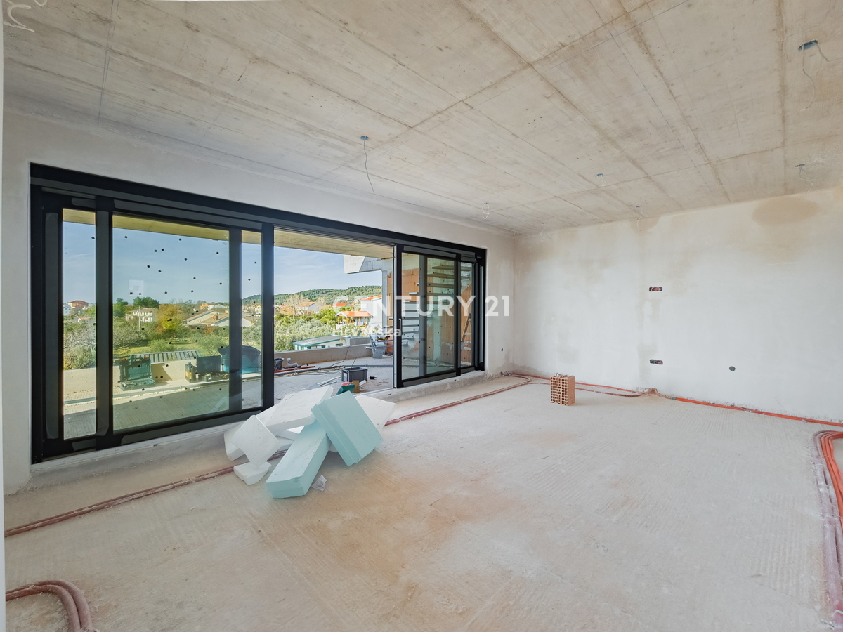 Flat For sale - ZADARSKA RAŽANAC