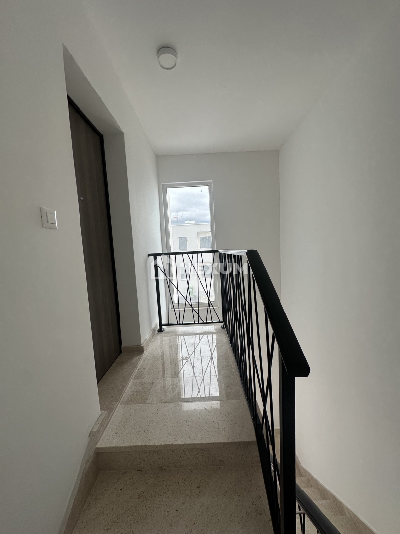 Appartement À vendre - SPLITSKO-DALMATINSKA KAŠTELA