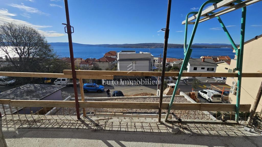 Stan Na prodaju - PRIMORSKO-GORANSKA CRIKVENICA