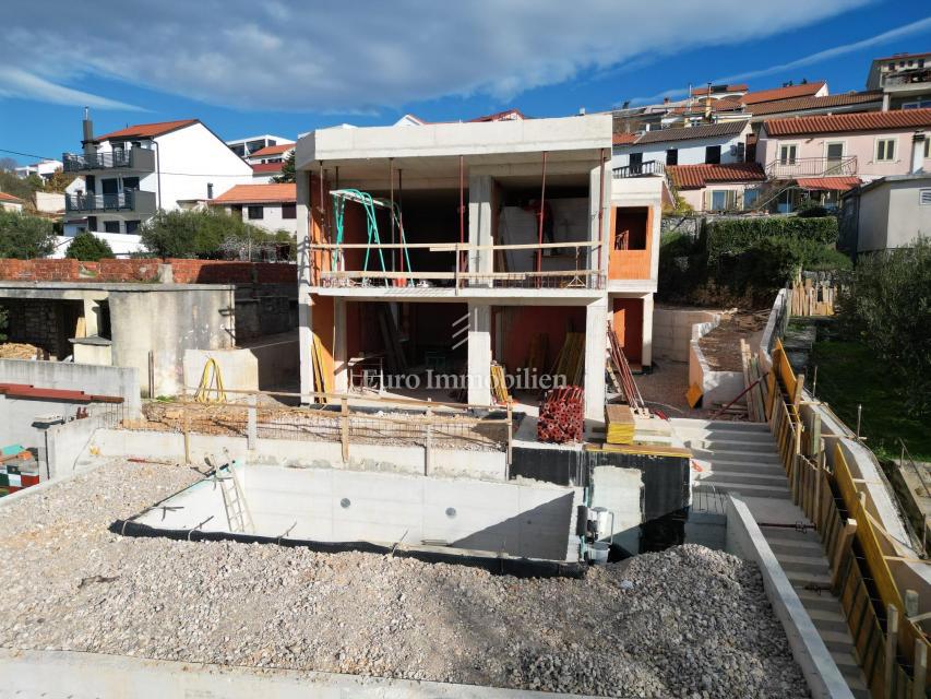 Stan Na prodaju - PRIMORSKO-GORANSKA CRIKVENICA