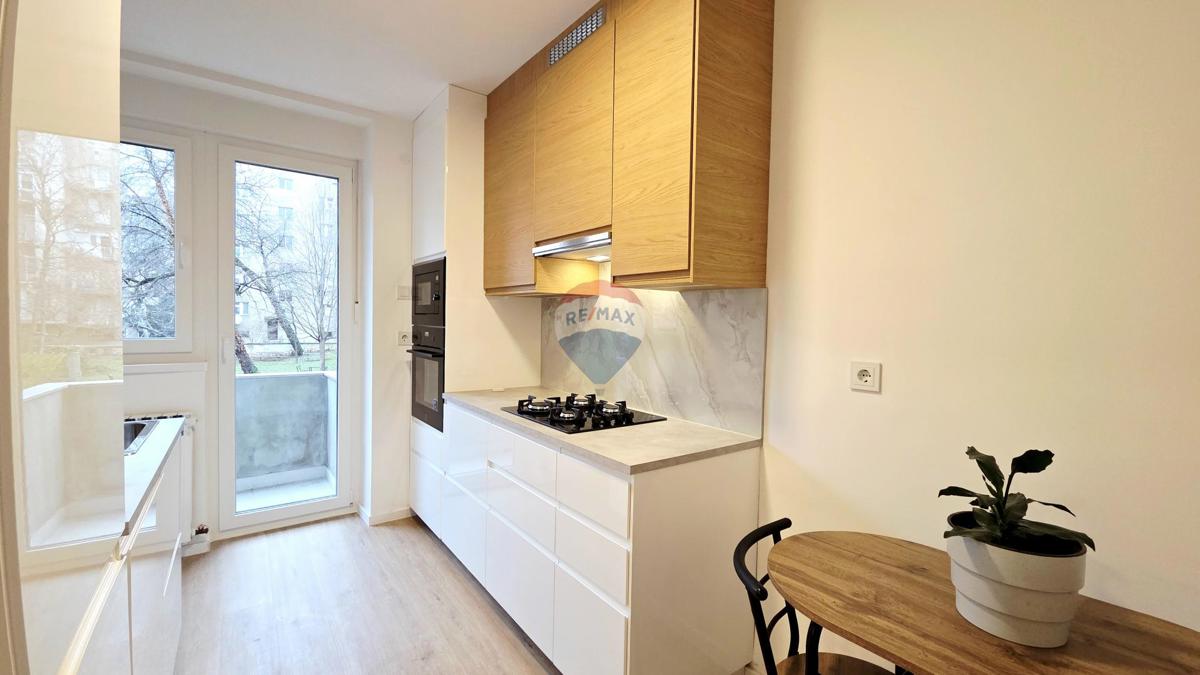 Appartement À louer - Grad Zagreb Zagreb - foto 4/13