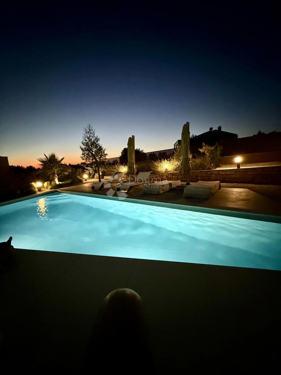 House For sale - ISTARSKA TINJAN