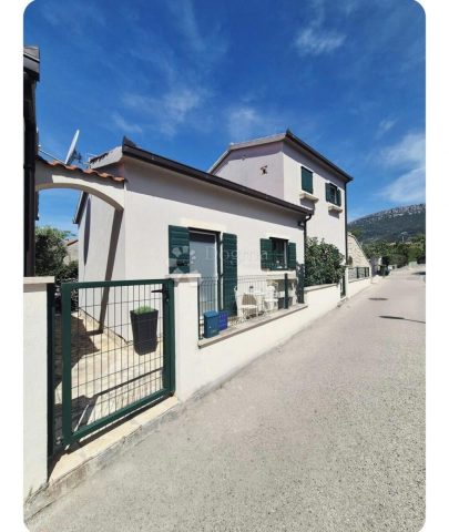 Casa in vendita 68 m² – Kaštela