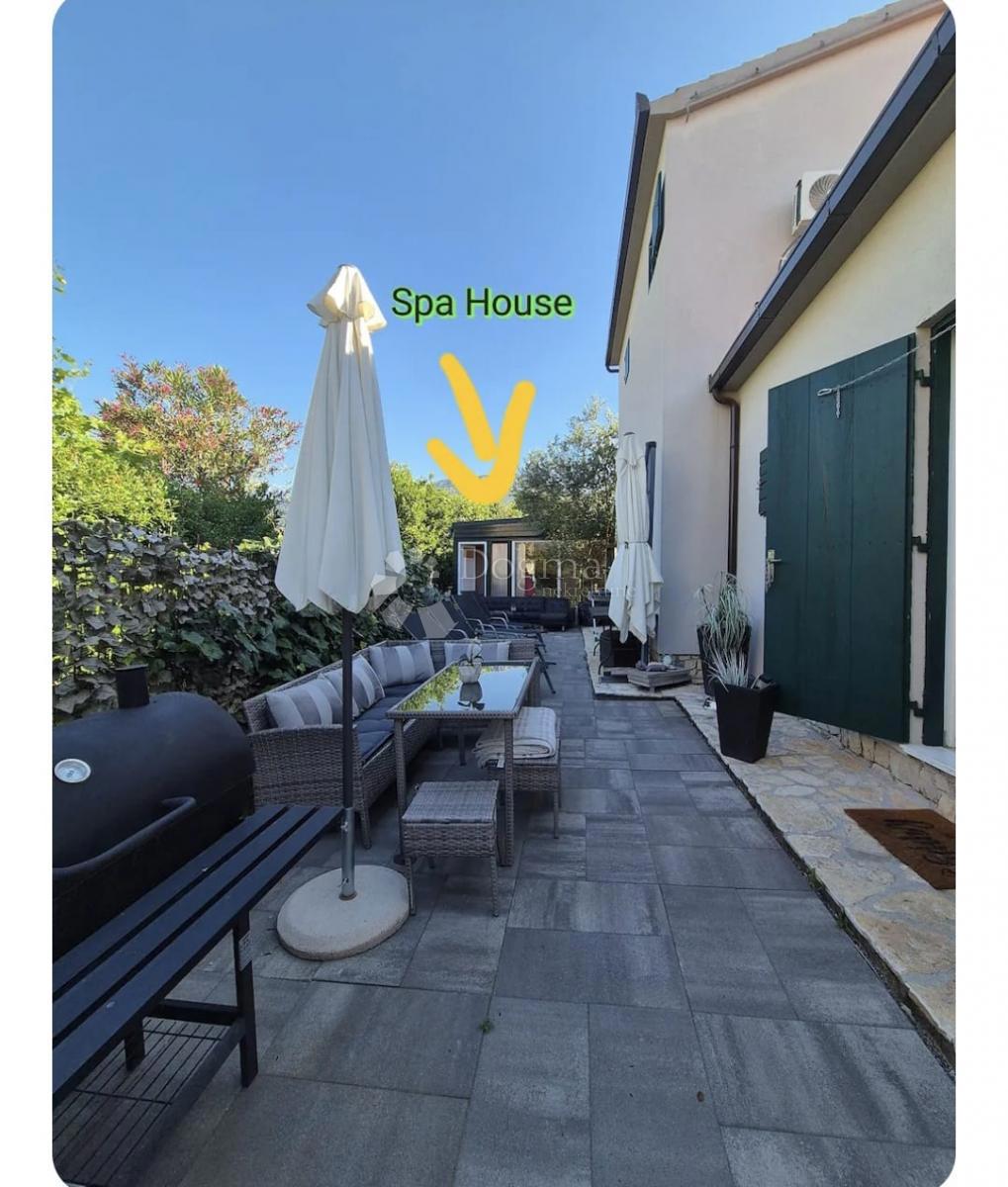 Maison À vendre - SPLITSKO-DALMATINSKA KAŠTELA