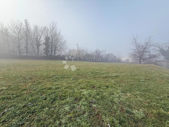 Grundstück zu verkaufen 1200 m² – Labin