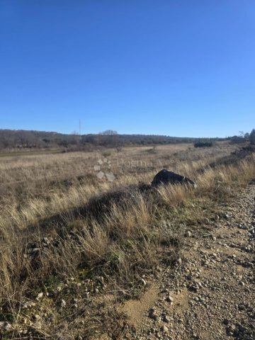 Land for sale 7065 m² – Benkovac