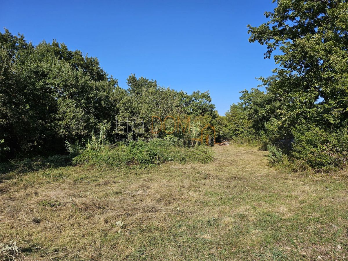 Land For sale - Istarska Marčana - foto 1/3