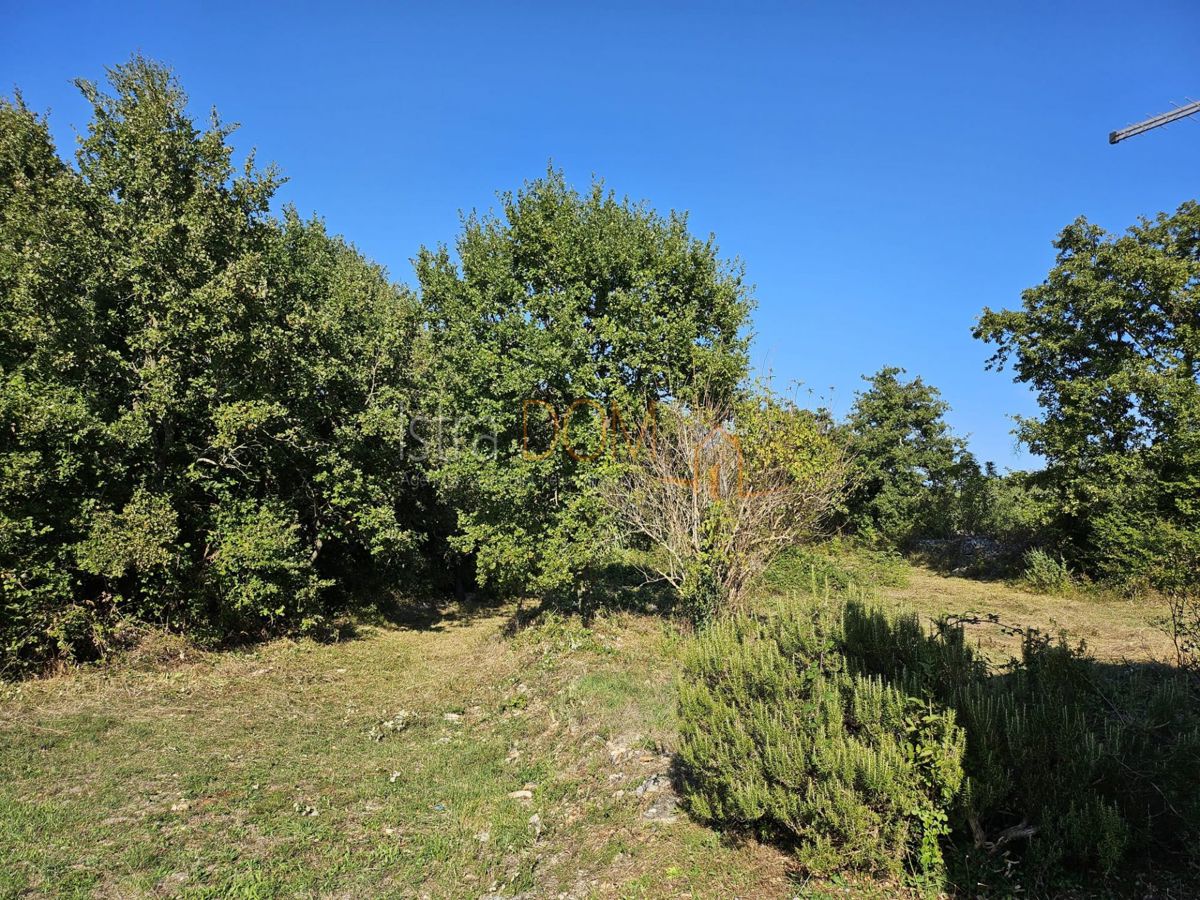 Land For sale - Istarska Marčana - foto 2/3
