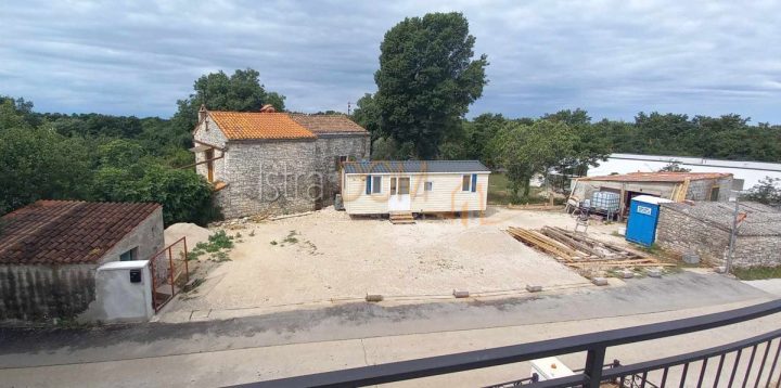 Zemljište na prodaju 490 m² – Svetvinčenat