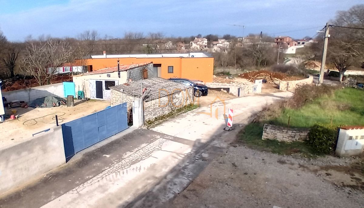 Działka Na sprzedaż - Istarska Svetvinčenat - foto 2/20