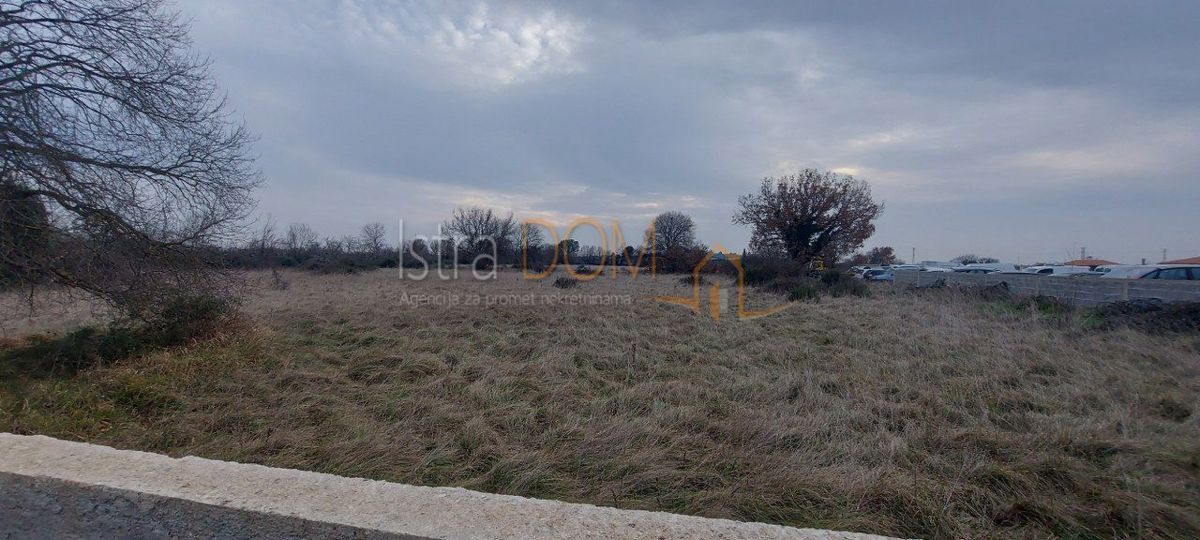 Pozemek Na prodej - Istarska Ližnjan - foto 1/2
