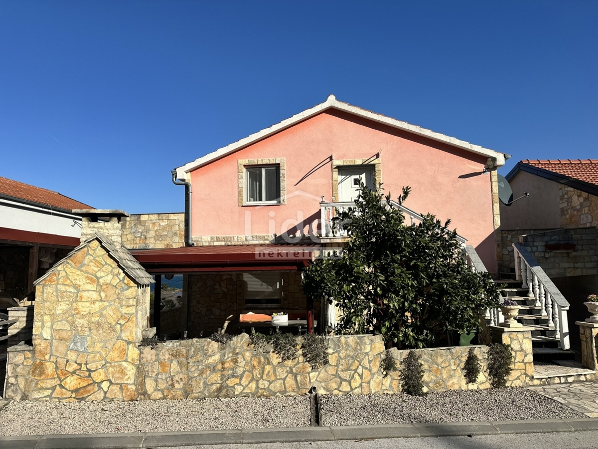 Casa In vendita - ZADARSKA BENKOVAC