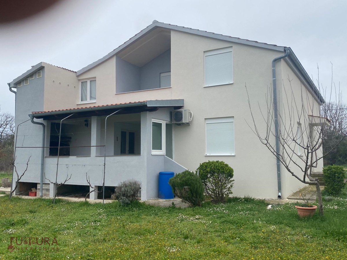 Haus Zu verkaufen - ZADARSKA ZEMUNIK DONJI