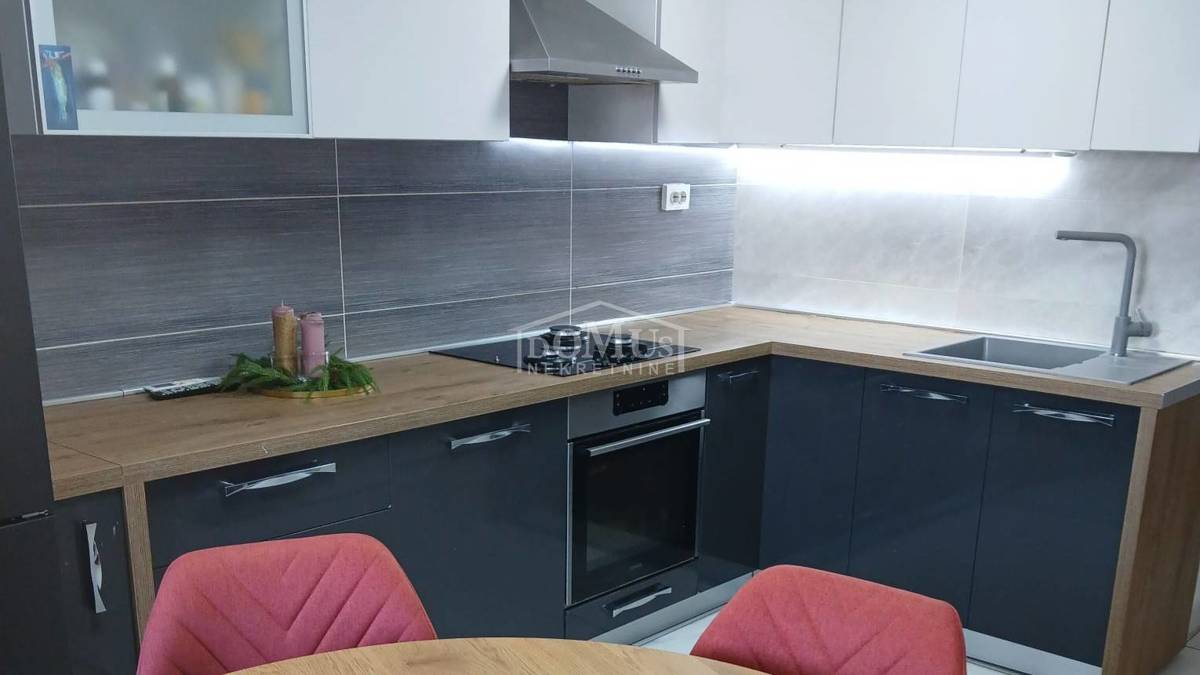 Appartamento In vendita - ŠIBENSKO-KNINSKA ŠIBENIK