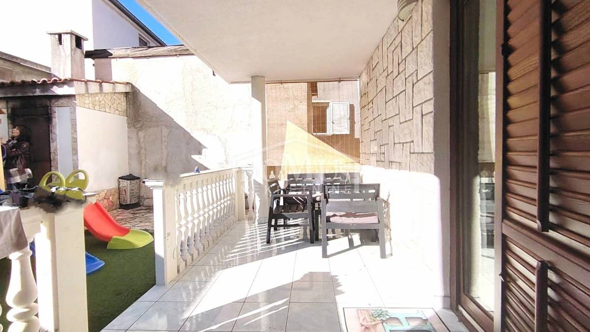 Apartment Zu verkaufen - ŠIBENSKO-KNINSKA ŠIBENIK